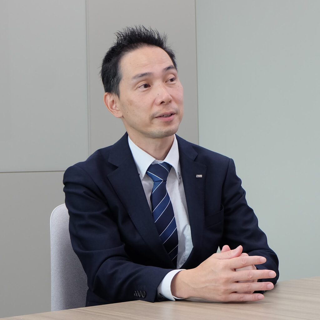 ダイワボウ情報システム株式会社 菅野